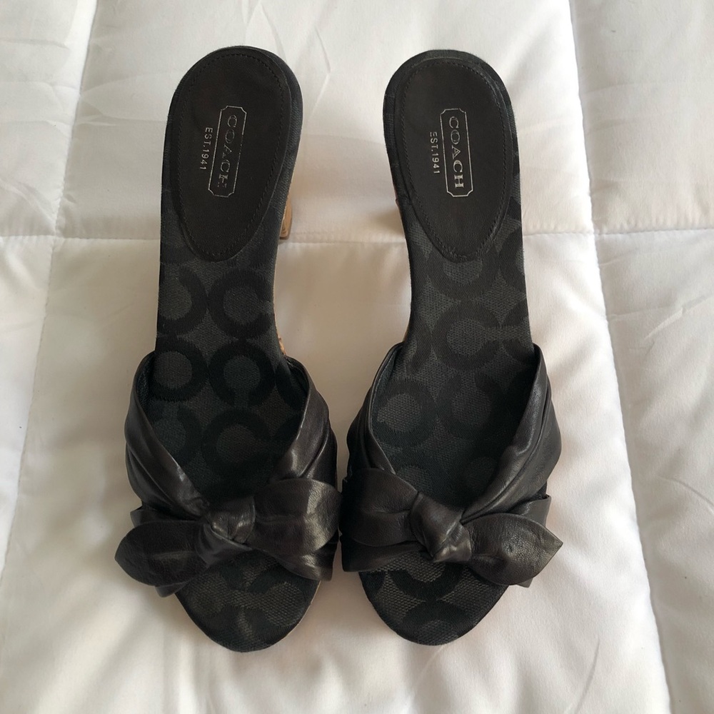 Coach sandals size 7.5
